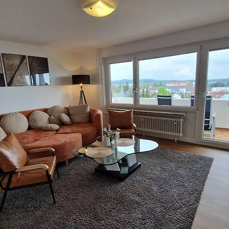 101 Qm Grosses Ferienwohnung Mit - Und Bergsicht Apartmán *