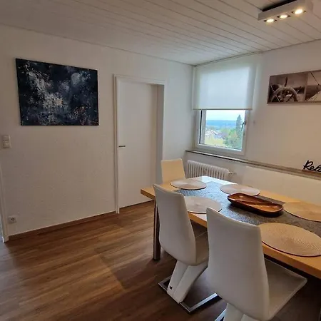 101 Qm Grosses Ferienwohnung Mit - Und Bergsicht